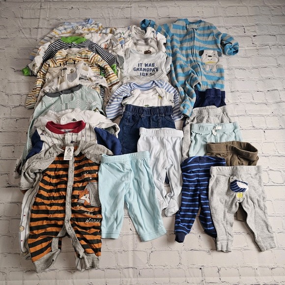 Newborn Baby Boy Clothes (Lot Of 25 Pieces) Sleepers Bottoms Tops Pajamas - Picture 1 of 10